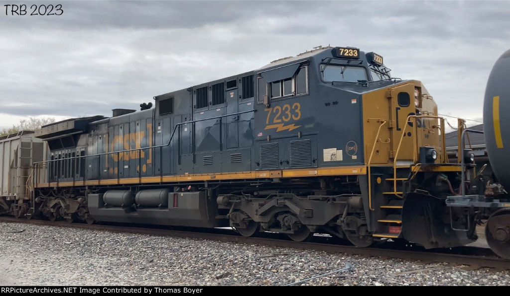 CSXT 7233